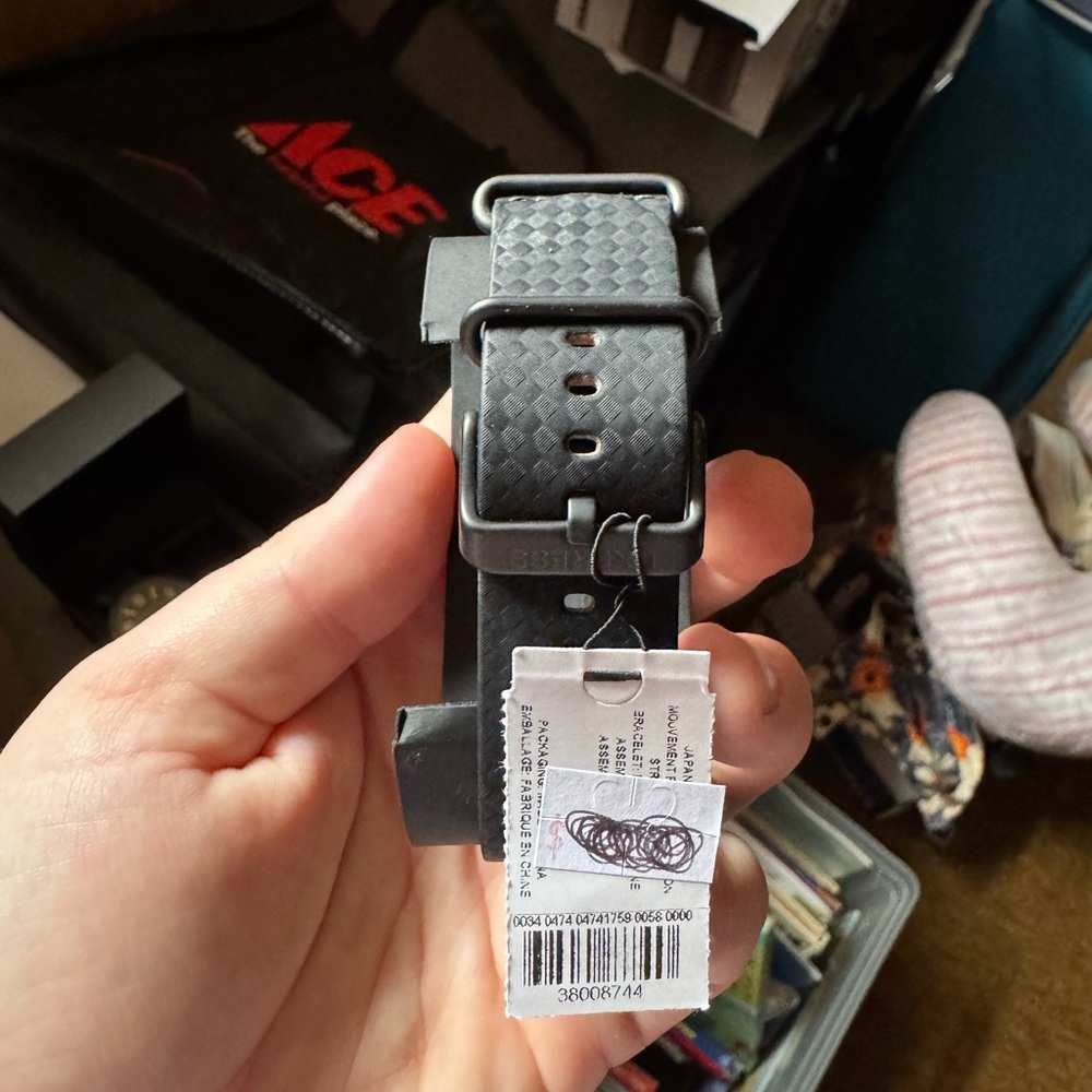 EXPRESS mens watch with extra band - Picture 4 of 13